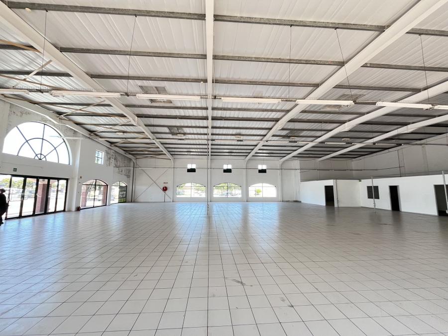 To Let commercial Property for Rent in Sanddrift Western Cape